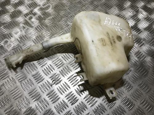 Used Windscreen washer tank Windscreen washer tank OPEL VECTRA B (J96) 2.0 DI 16V (F19) (82 hp) 35676850 35676850