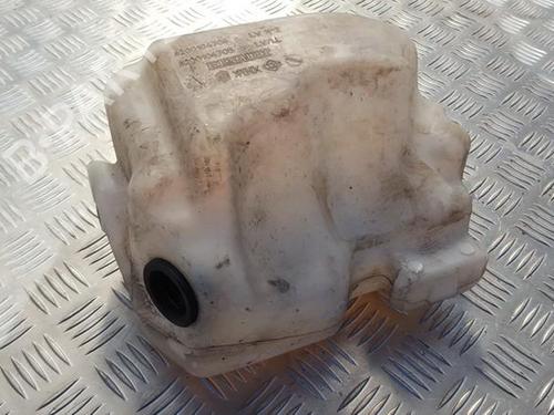 windscreen-washer-tank-renault-scenic-ii-jm01_-2003-2004-2005-2006-2007-2008-2009-2010-35675849 main image