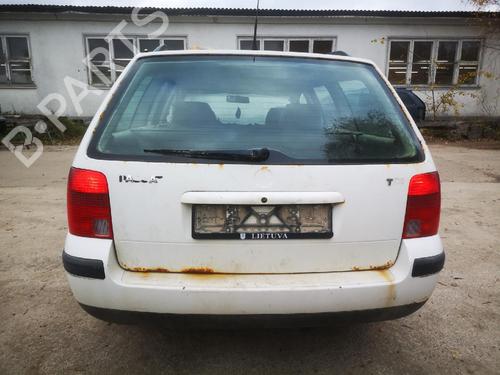 Fuse box VW PASSAT B5 Variant (3B5) 1.9 TDI | BP32597843E1 