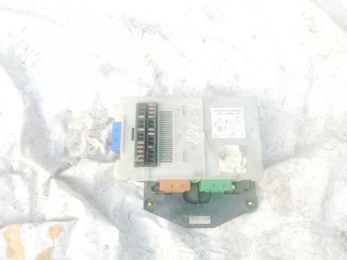 Used Fuse box Fuse box FORD MONDEO IV (BA7) 1.8 TDCi (125 hp) 33076680 33076680