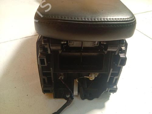 Armrest / Center console LEXUS IS II (_E2_) 220d (ALE20) | BP37677554I20 - Image 4