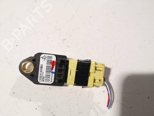 Used Electronic module MITSUBISHI LANCER VIII (CY_A, CZ_A) 1.8 (CY3A, CY6A) (140 hp) 32581191