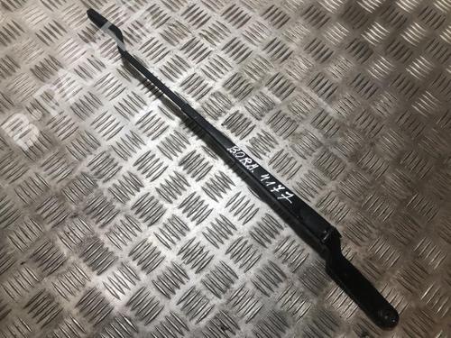 Used Front windshield wiper arm Front windshield wiper arm VW BORA I (1J2) 1.9 TDI (115 hp) 33499073 33499073