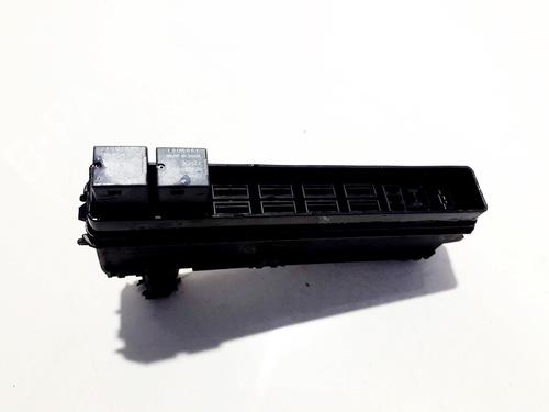 Used Fuse box Fuse box MITSUBISHI OUTLANDER I (CU_W) 2.0 (CU2W) (136 hp) 33523621 33523621