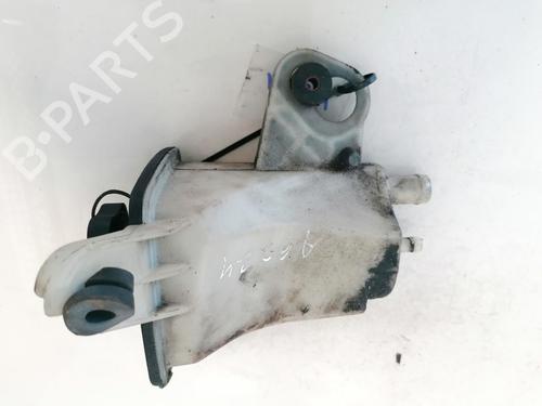 Used Power steering reservoir Power steering reservoir 35548831 35548831