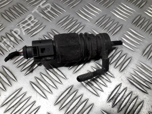 washer-pump-audi-a8-d3-4e2-4e8-2002-2003-2004-2005-2006-2007-2008-2009-2010-35706630 main image