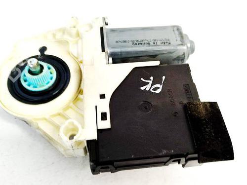 Left front window motor VW PASSAT B6 (3C2) 2.0 TDI | BP36586468E21 - Image 3