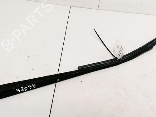 Vindspejlsviskerarm Vindspejlsviskerarm TOYOTA YARIS (_P1_) 1.0 (SCP10_, SCP10R) (68 hp) 33085055 33085055