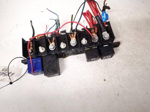 Fuse box AUDI A4 B5 (8D2) 1.9 TDI | BP32924923E1 - Image 2