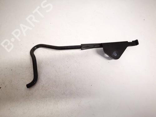 Used Support Support VW PASSAT B6 (3C2) 1.9 TDI (105 hp) 32601146 32601146