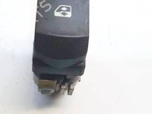 Used Switch Switch RENAULT MEGANE II (BM0/1_, CM0/1_) 1.5 dCi (BM1F, CM1F) (86 hp) 32951401 32951401