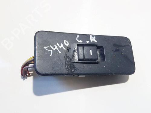 Used Switch Switch LAND ROVER DISCOVERY III (L319) 2.7 TD 4x4 (190 hp) 33101358 33101358