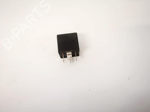 Used Electronic sensor Electronic sensor FORD FIESTA V (JH_, JD_) 1.4 TDCi (68 hp) 32884593 32884593