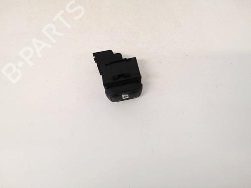 switch-peugeot-607-9d-9u-2000-32910083 main image