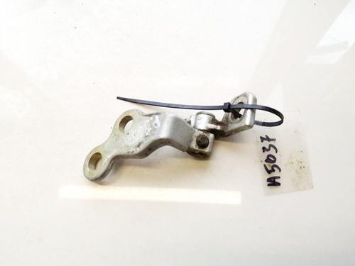 Dørhængsel/Dørbegrænser Dørhængsel/Dørbegrænser FORD FOCUS I (DAW, DBW) 1.8 Turbo DI / TDDi (90 hp) 33063697 33063697