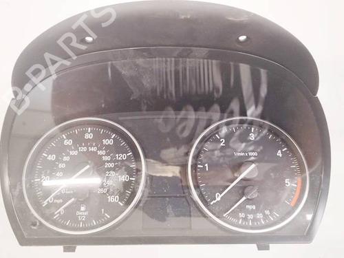 Used Instrument cluster Instrument cluster BMW 3 (E90) 330 d (231 hp) 34864720 34864720