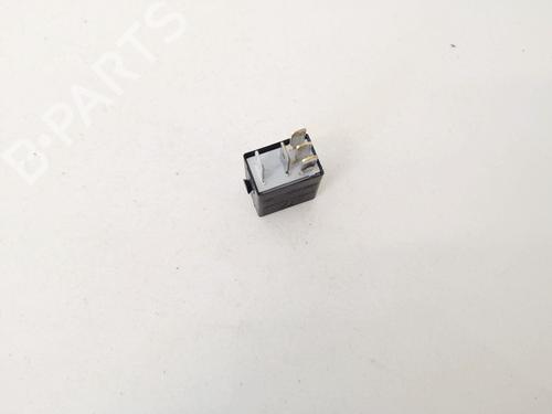 Electronic sensor SKODA OCTAVIA II (1Z3) 1.9 TDI | BP33067135M84 - Image 2