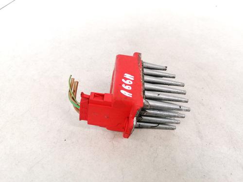 heater-resistor-audi-a4-b5-8d2-1994-1995-1996-1997-1998-1999-2000-2001-35583937 main image