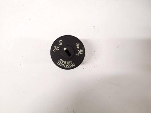 switch-bmw-3-f30-f80-2011-2012-2013-2014-2015-2016-2017-2018-32936763 main image