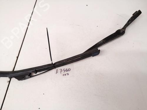 Used Front windshield wiper arm Front windshield wiper arm SUZUKI GRAND VITARA I (FT, HT) 2.7 (JA 627) (173 hp) 32899118 32899118