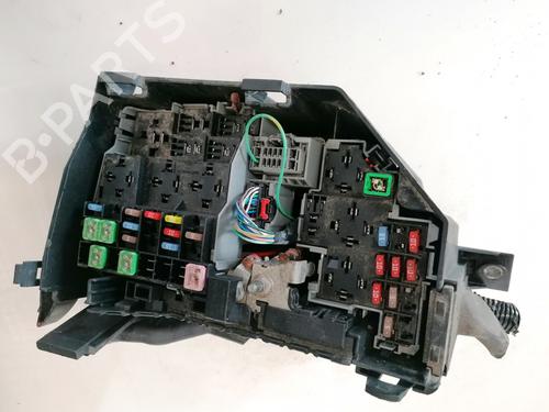 Used Fuse box Fuse box FORD MONDEO IV (BA7) 1.8 TDCi (125 hp) 33090963 33090963