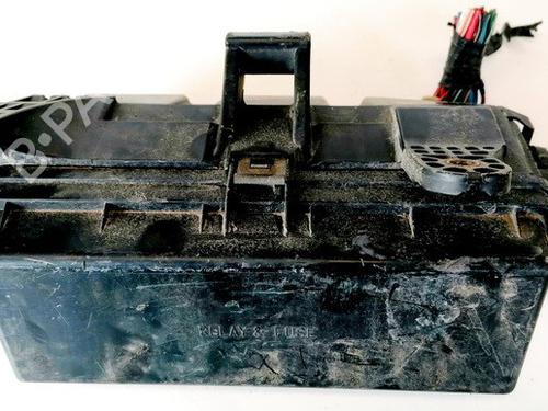 Used Fuse box Fuse box 33065765 33065765