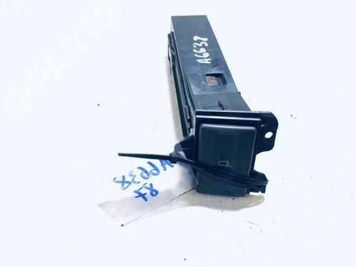 Used Cup/Object holder Cup/Object holder FORD MONDEO III (B5Y) 2.0 16V TDDi / TDCi (115 hp) 35578436 35578436