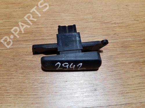 Used Warning switch Warning switch MITSUBISHI CARISMA (DA_) 1.8 16V GDI (DA2A) (125 hp) 35653385 35653385