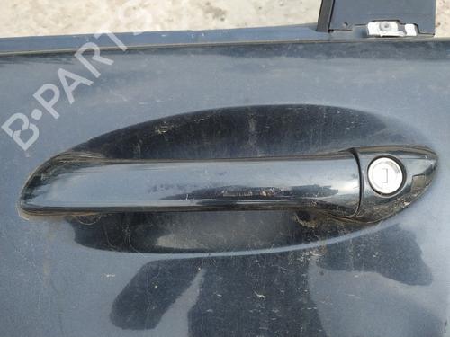front-left-exterior-door-handle-mercedes-benz-c-class-w203-2000-2001-2002-2003-2004-2005-2006-2007-35434583 main image
