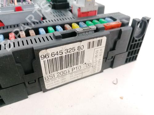Fuse box CITROËN C2 (JM_) 1.4 HDi | BP33082466E1 - Image 3