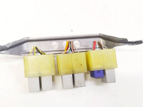 Used Fuse box Fuse box TOYOTA COROLLA Verso (ZER_, ZZE12_, R1_) 2.2 D-4D (AUR10_, AUR10R) (177 hp) 32613606 32613606
