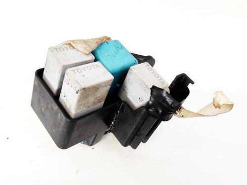 Used Fuse box Fuse box TOYOTA AYGO (_B1_) 1.0 (KGB10_, KGB10R) (68 hp) 32941895 32941895