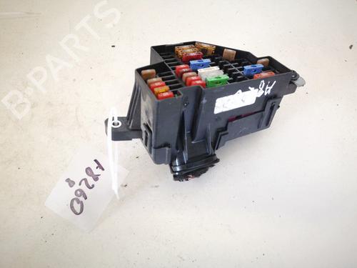 fuse-box-skoda-octavia-ii-1z3-2004-2005-2006-2007-2008-2009-2010-2011-2012-2013-32914694 main image
