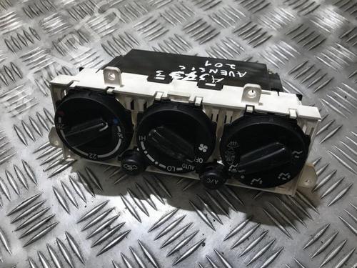 Used Climate control Climate control TOYOTA AVENSIS (_T22_) 2.0 D-4D (CDT220_, CDT220R) (110 hp) 35678079 35678079