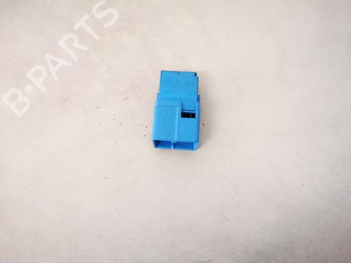 other-nissan-primera-hatchback-p12-2002-32882117 main image