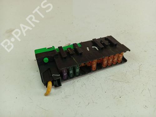Used Fuse box Fuse box 37864741 37864741