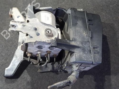 fuse-box-opel-vectra-b-j96-1995-1996-1997-1998-1999-2000-2001-2002-2003-2004-33485205 main image