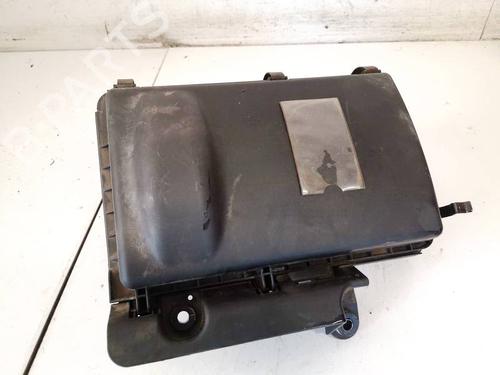 Used Air filter box Air filter box TOYOTA PRIUS Liftback (_W2_) 1.5 Hybrid (NHW20_, NHW20R) (112 hp) 35135731 35135731