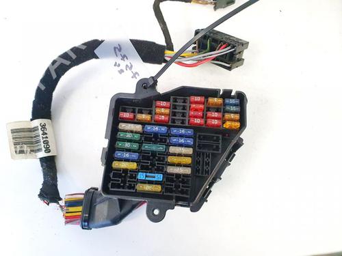 Fuse box VW PASSAT B5.5 (3B3) 1.9 TDI | BP32891619E1 - Image 3