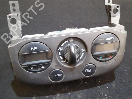 Used Climate control Climate control NISSAN PRIMERA (P11) 2.0 16V (115 hp) 35665011 35665011