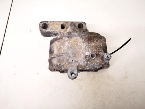 Used Engine mount Engine mount VW TOURAN (1T1, 1T2) 1.9 TDI (100 hp) 33086595 33086595
