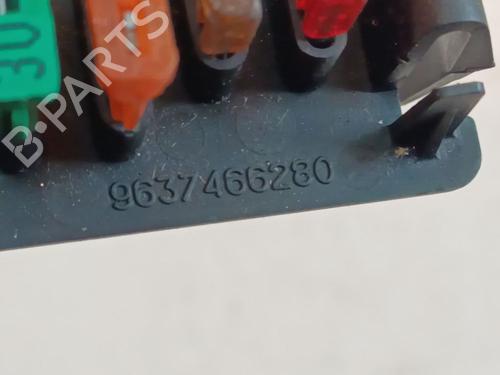 Fuse box CITROËN C4 I (LC_) 1.6 HDi | BP32537098E1 - Image 5