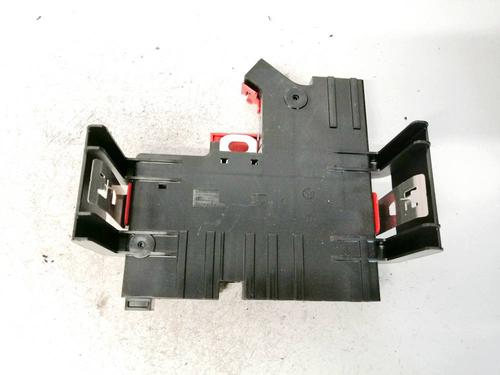 Used Fuse box Fuse box 32576350 32576350