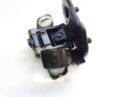 Charnière/Limiteur de porte BMW 1 Convertible (E88) 118 d (143 hp) 32968008