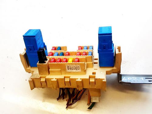 Used Fuse box Fuse box NISSAN QASHQAI I (J10, NJ10) 2.0 dCi (150 hp) 33063068 33063068