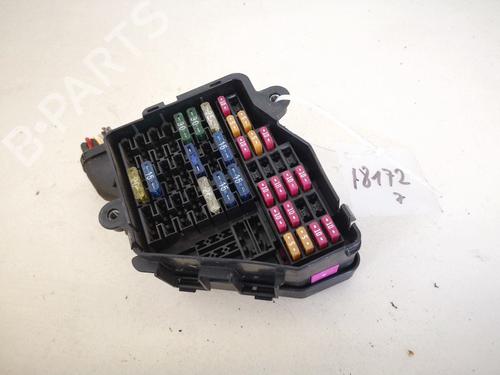 fuse-box-vw-passat-b5-variant-3b5-1997-1998-1999-2000-2001-32914683 main image