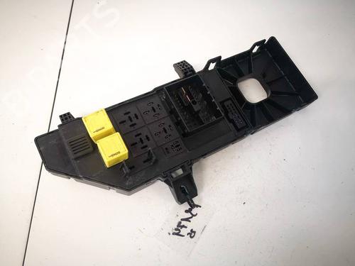 Used Fuse box Fuse box OPEL VECTRA C (Z02) 1.8 16V (122 hp) 32945825 32945825