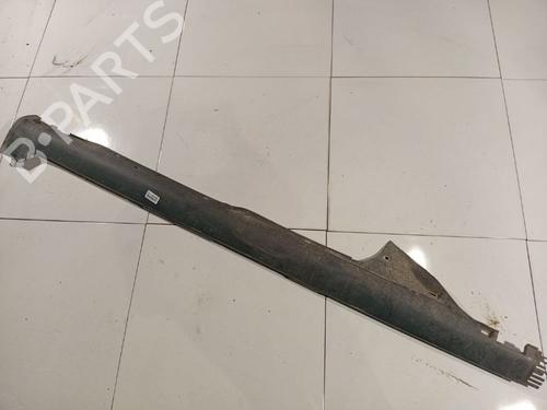Used Right sideskirt Right sideskirt 37504970 37504970