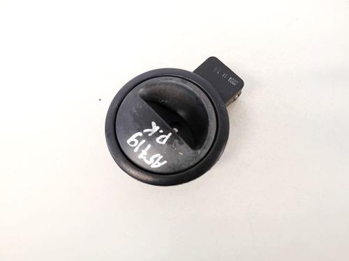 Used Front left interior door handle Front left interior door handle CHEVROLET AVEO / KALOS Saloon (T250, T255) 1.2 (72 hp) 35618520 35618520