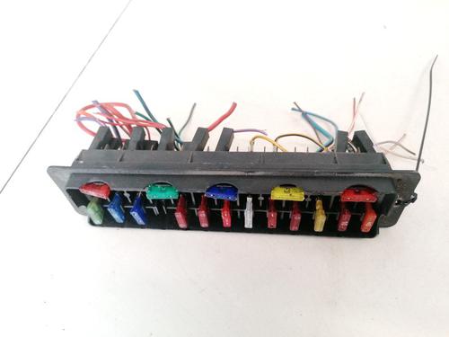 Used Fuse box Fuse box AUDI 80 B4 Saloon (8C2) 1.9 TD (75 hp) 32879549 32879549